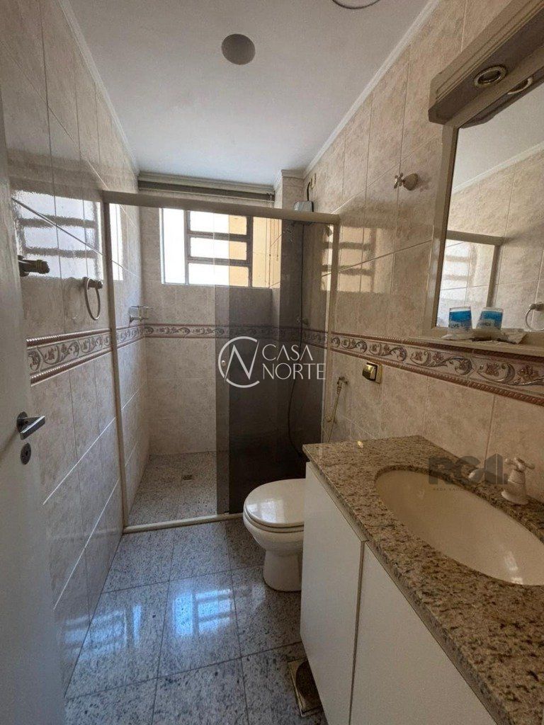 Apartamento à venda com 1 quarto, 45m², 1 vaga, Rua Dezessete de Junho no bairro Menino Deus em Porto Alegre