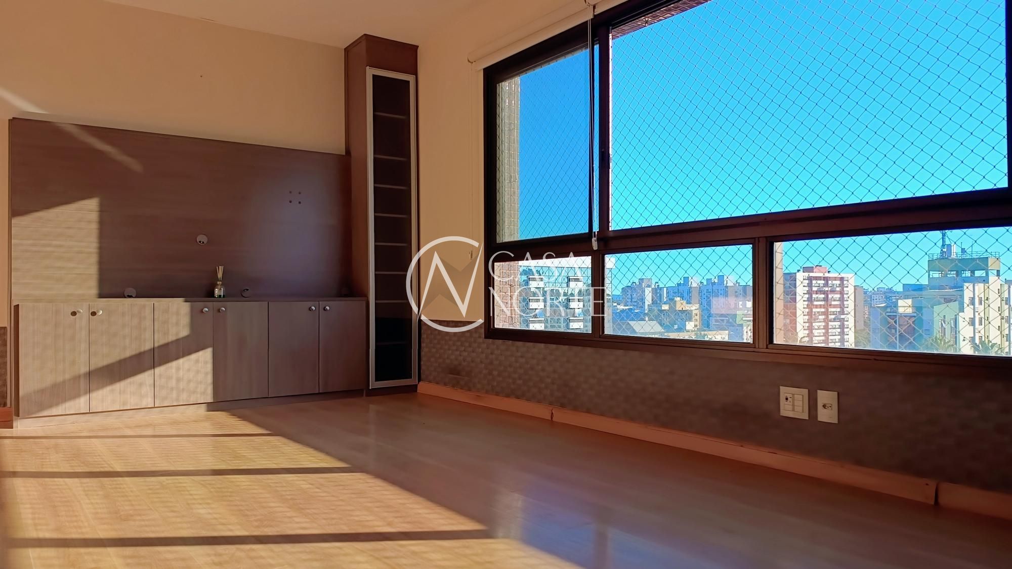 Apartamento à venda com 3 quartos, 86m², 2 suítes, 2 vagas, Rua Gonçalves Dias no bairro Menino Deus em Porto Alegre