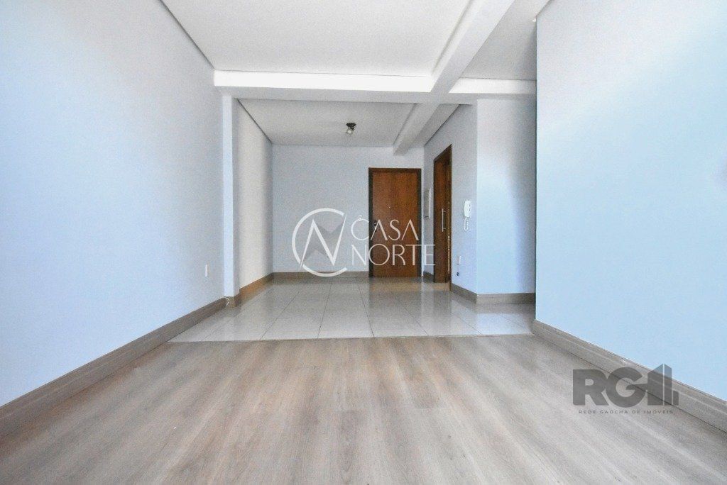 Apartamento à venda com 2 quartos, 76m², 2 vagas, Rua Professor Freitas e Castro no bairro Azenha em Porto Alegre