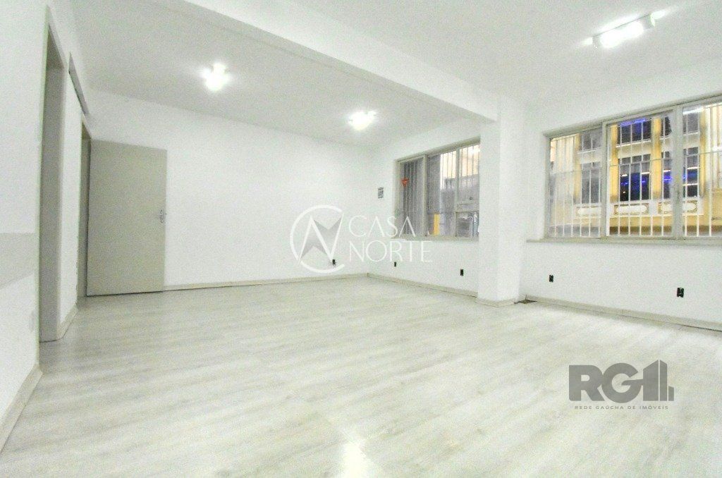 Sala Comercial à venda , 50m², Rua dos Andradas no bairro Centro Histórico em Porto Alegre