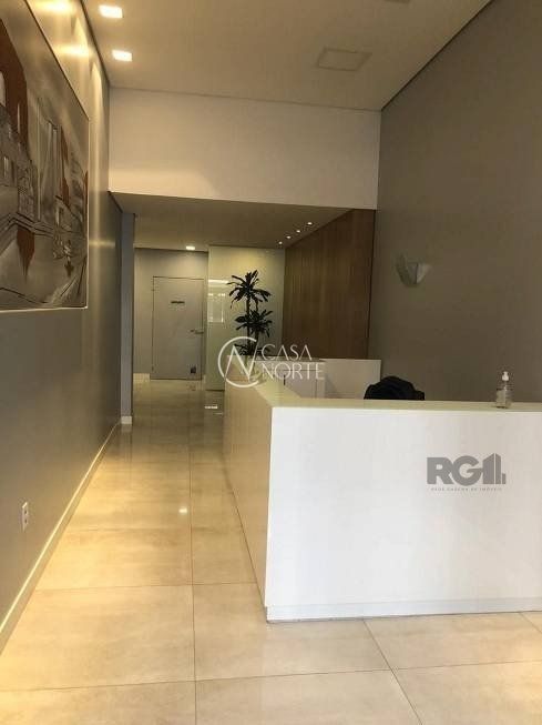 Sala Comercial à venda , 151m², Avenida Cristóvão Colombo no bairro Floresta em Porto Alegre