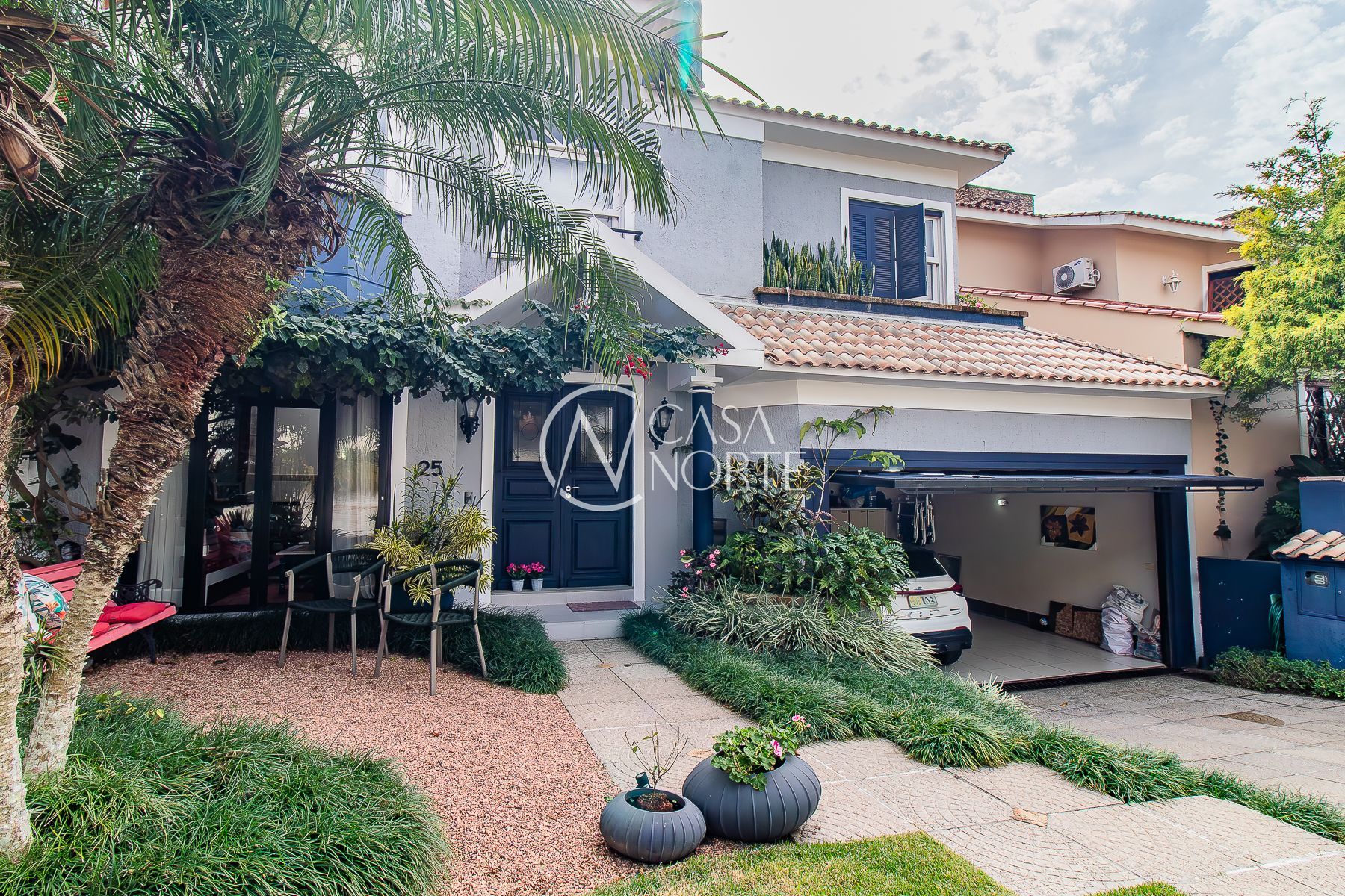 Casa de Condomínio à venda com 4 quartos, 320m², 1 suíte, 4 vagas, Rua Tocantins no bairro Agronomia em Porto Alegre