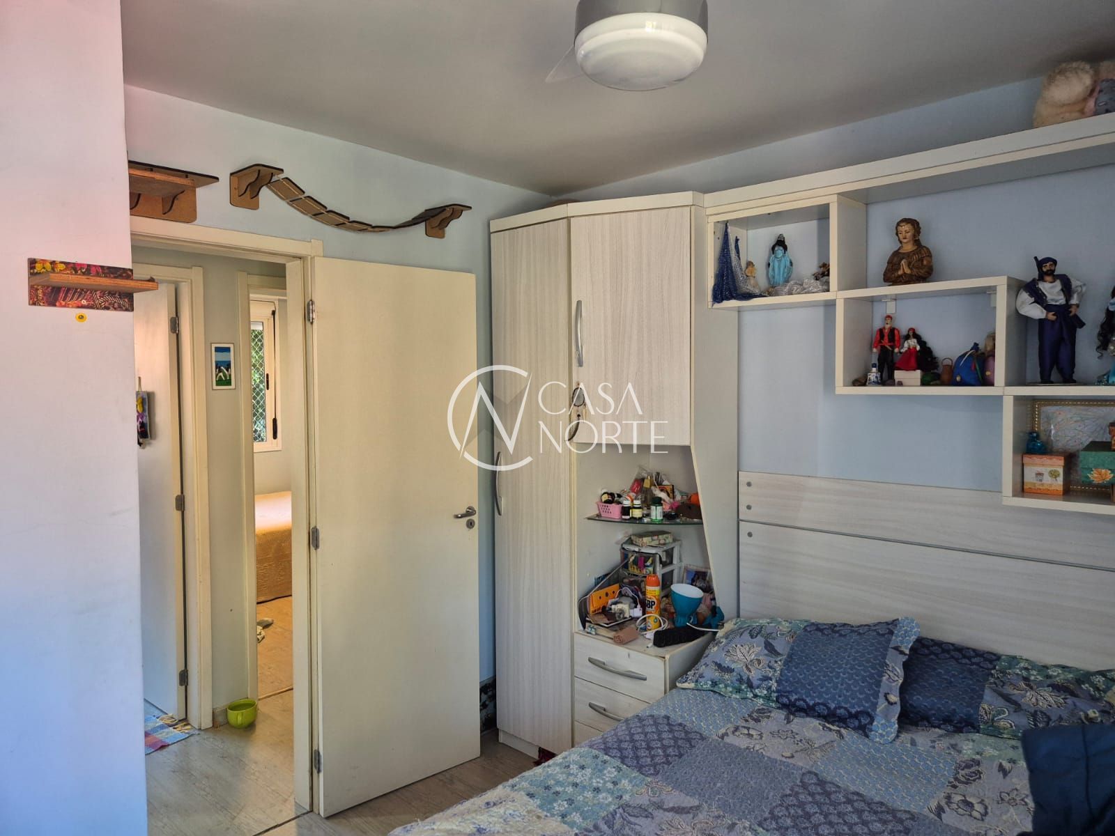 Casa de Condomínio à venda com 3 quartos, 107m², 1 vaga, Rua Coronel José Rodrigues Sobral no bairro Partenon em Porto Alegre