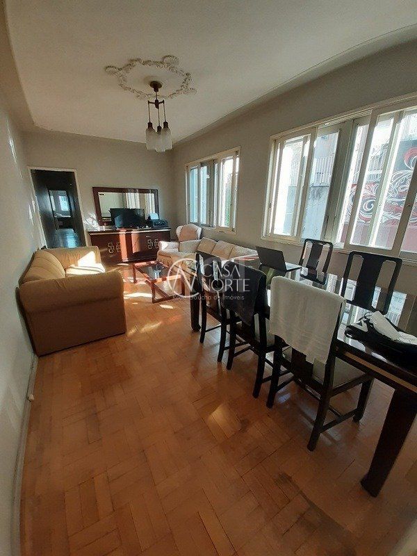 Apartamento à venda com 3 quartos, 101m², Rua General Vitorino no bairro Centro Histórico em Porto Alegre