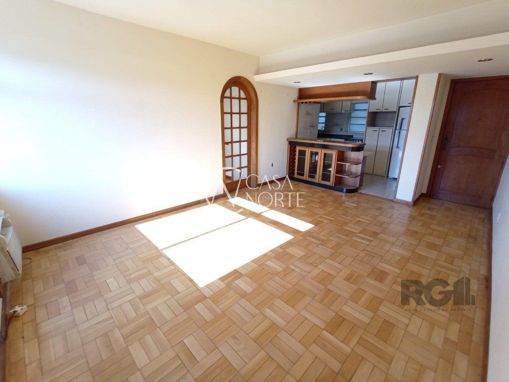 Apartamento à venda com 3 quartos, 92m², 1 vaga, Rua Laurindo no bairro Santana em Porto Alegre