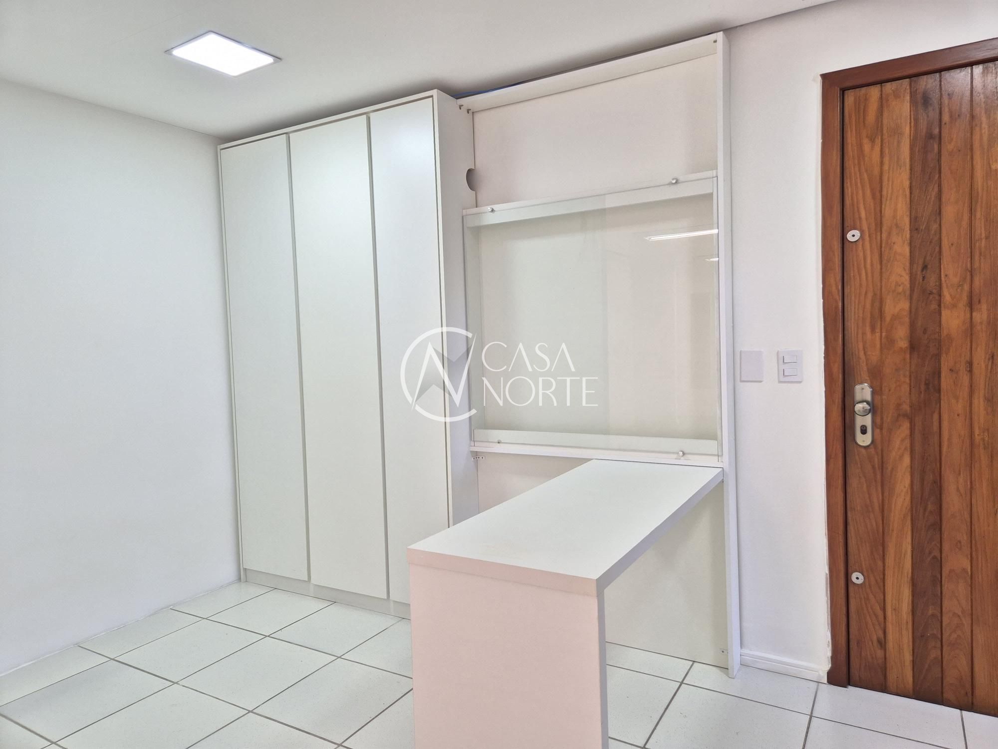 Conjunto Comercial à venda com 7 quartos, 175m², 2 vagas, Rua Bernardo Pires no bairro Santana em Porto Alegre