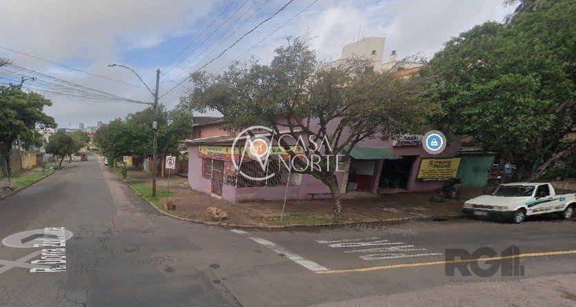 Terreno à venda  com 725m², Rua Florinha no bairro Cavalhada em Porto Alegre
