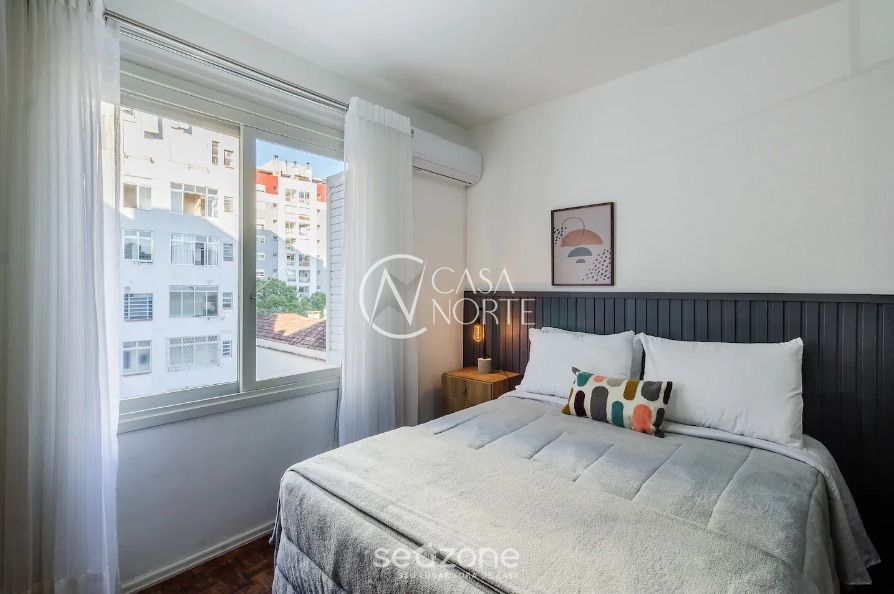 Loft à venda , 34m², 1 vaga, Avenida Independência no bairro Independência em Porto Alegre