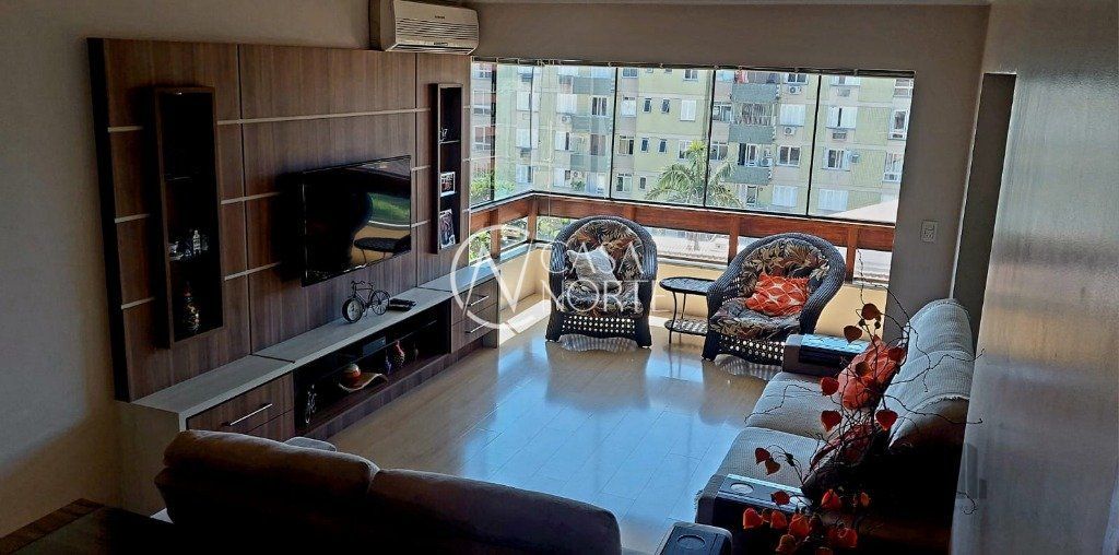 Apartamento à venda com 3 quartos, 137m², 1 suíte, 2 vagas, Rua Guadalupe no bairro Jardim Lindóia em Porto Alegre