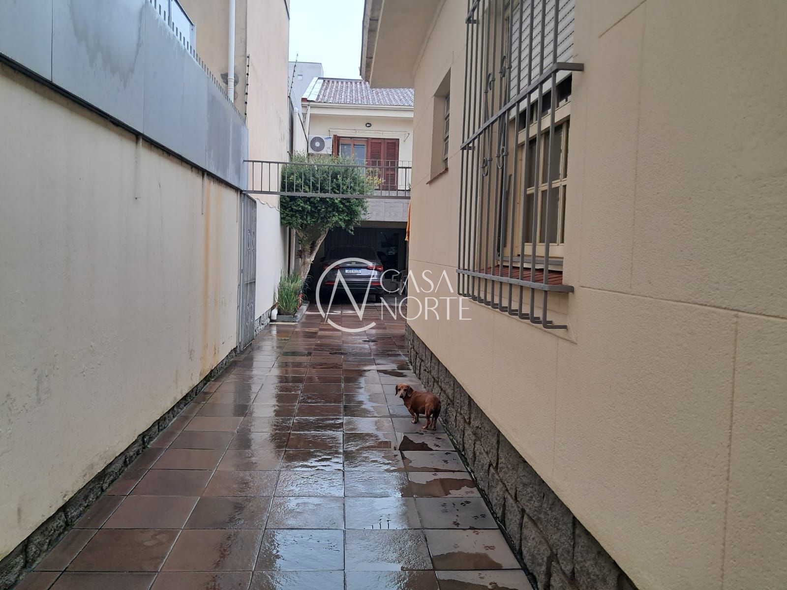 Casa à venda com 3 quartos, 123m², 1 suíte, 3 vagas, Avenida Bastian no bairro Menino Deus em Porto Alegre