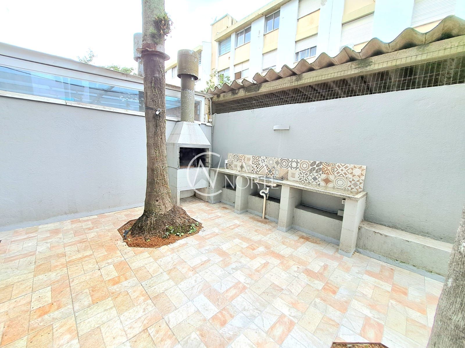 Apartamento Garden à venda com 2 quartos, 124m², 1 suíte, 1 vaga, Rua Monte Arraes no bairro Nonoai em Porto Alegre