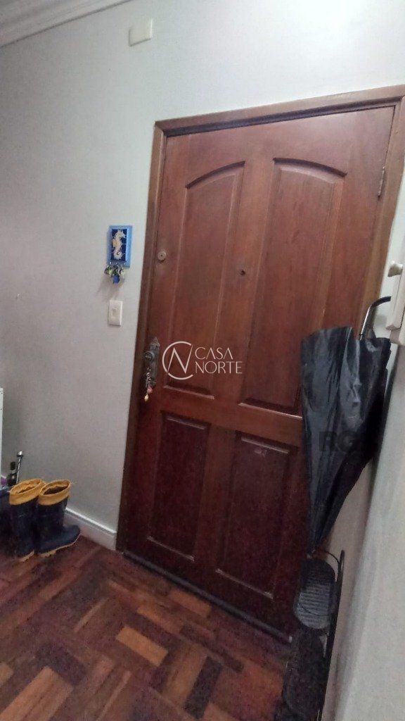Apartamento à venda com 2 quartos, 49m², Avenida Getúlio Vargas no bairro Menino Deus em Porto Alegre