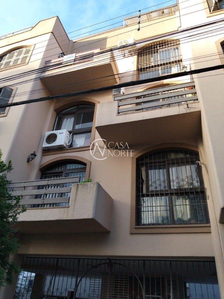 Cobertura à venda com 3 quartos, 210m², 1 vaga, Rua Inhanduí no bairro Cristal em Porto Alegre