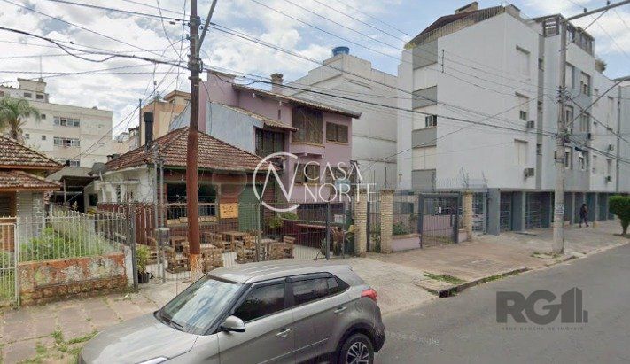 Terreno à venda  com 194m², Rua Felizardo no bairro Jardim Botânico em Porto Alegre