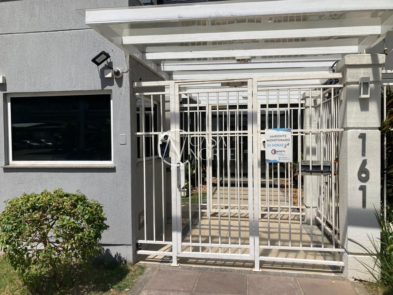 Apartamento à venda com 2 quartos, 60m², 1 suíte, 1 vaga, Avenida Doutor Carlos Barbosa no bairro Azenha em Porto Alegre