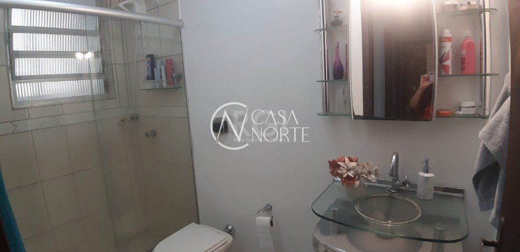 Apartamento à venda com 3 quartos, 77m², 1 vaga, Avenida Ipiranga no bairro Praia de Belas em Porto Alegre