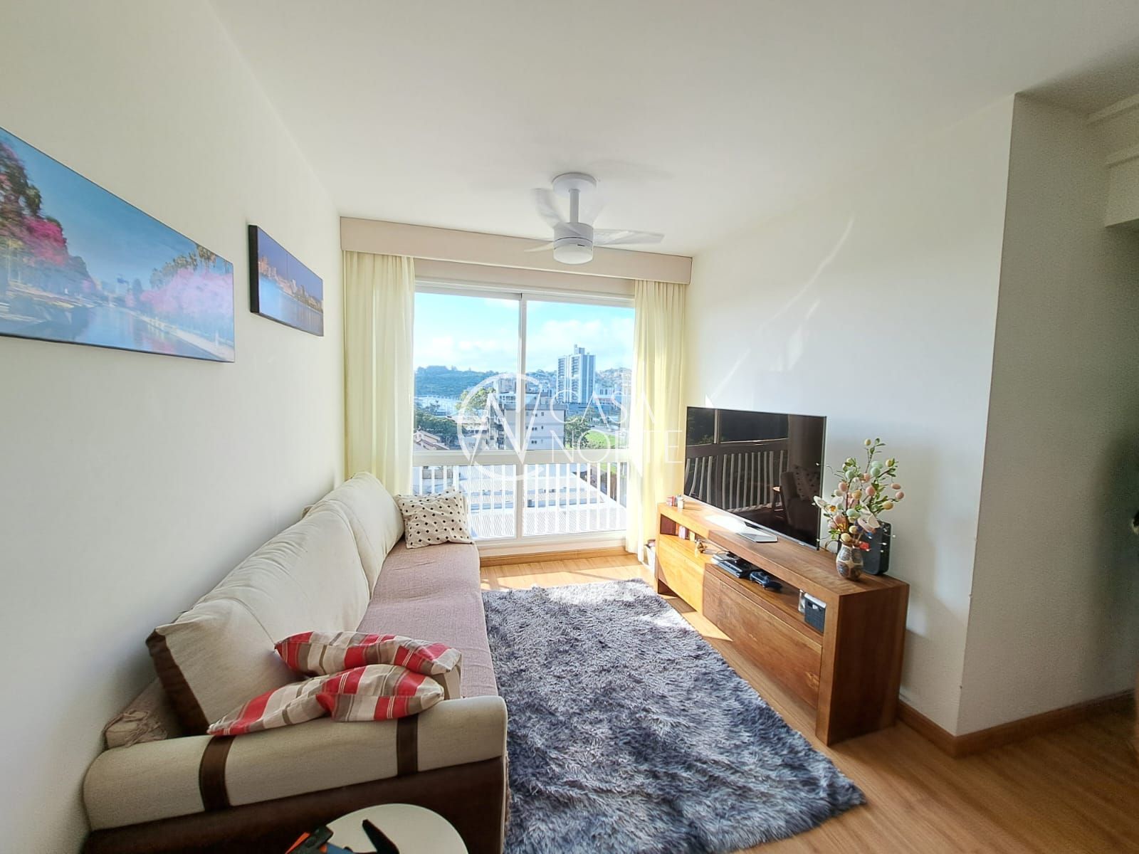 Apartamento à venda com 3 quartos, 70m², 1 suíte, 1 vaga, Rua Padre Todesco no bairro Partenon em Porto Alegre