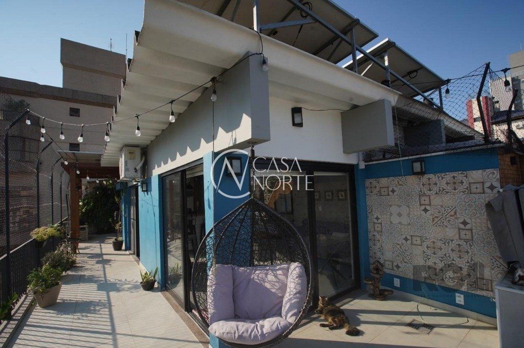 Cobertura à venda com 3 quartos, 200m², 1 suíte, 1 vaga, Rua Marquês do Pombal no bairro Moinhos de Vento em Porto Alegre
