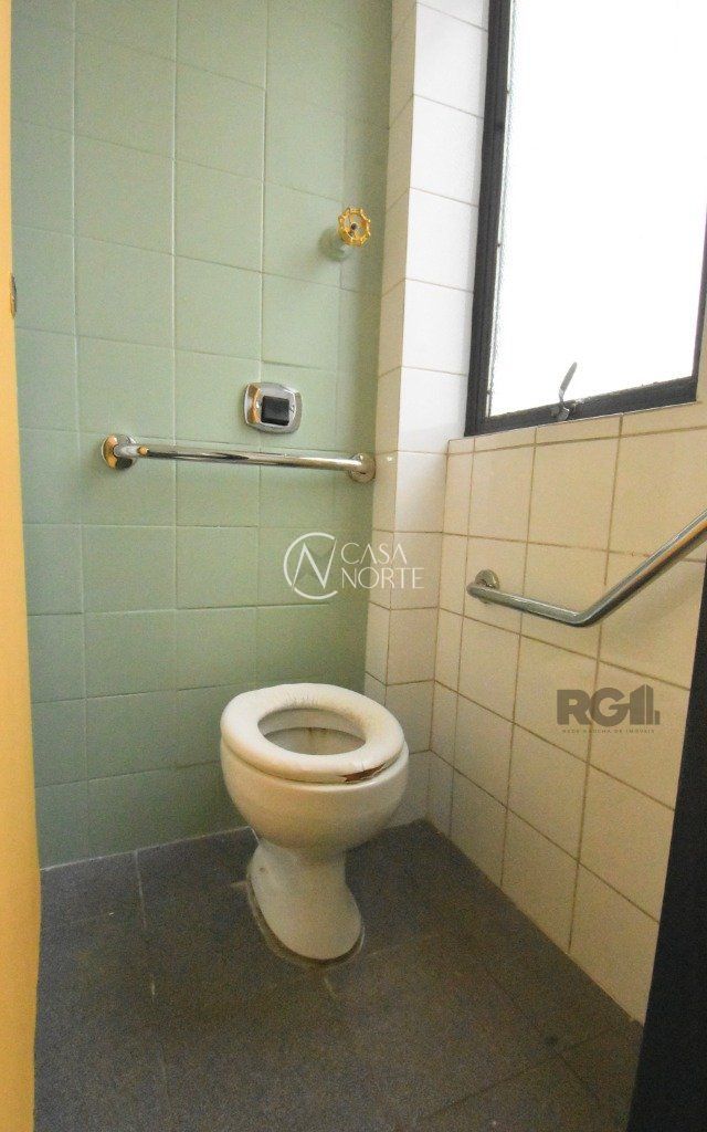 Sala Comercial à venda , 489m², Avenida Ipiranga no bairro Praia de Belas em Porto Alegre