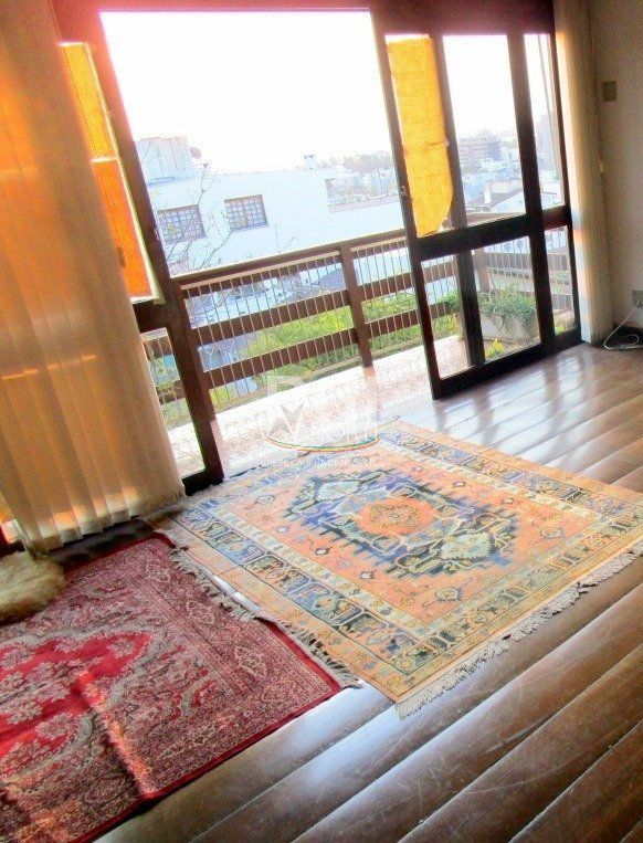 Apartamento à venda com 3 quartos, 145m², 1 suíte, 2 vagas, Rua Dona Ondina no bairro Menino Deus em Porto Alegre