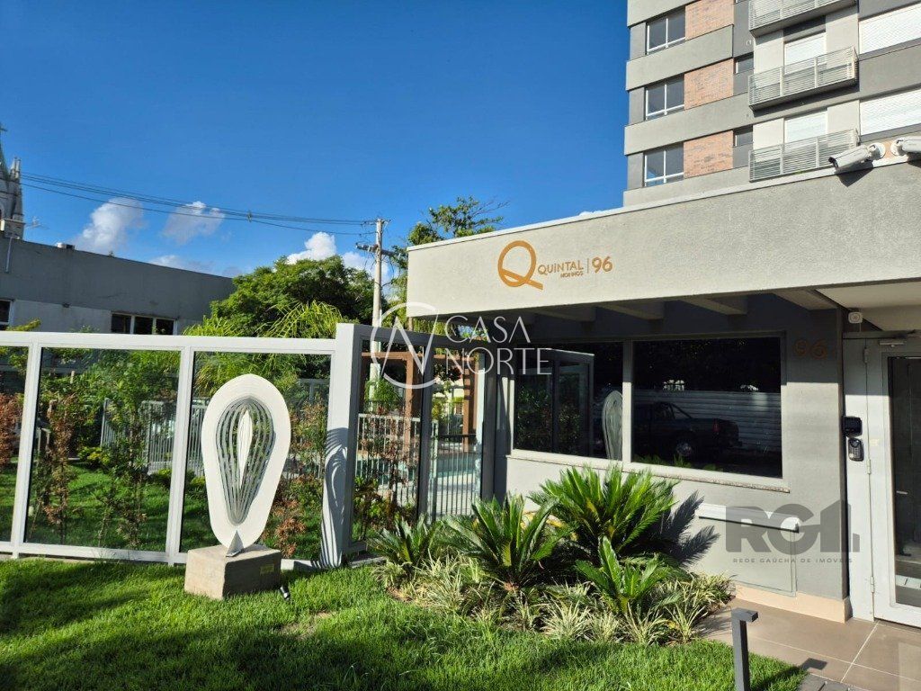 Apartamento à venda com 1 quarto, 42m², 1 vaga, Travessa Carmen no bairro Floresta em Porto Alegre