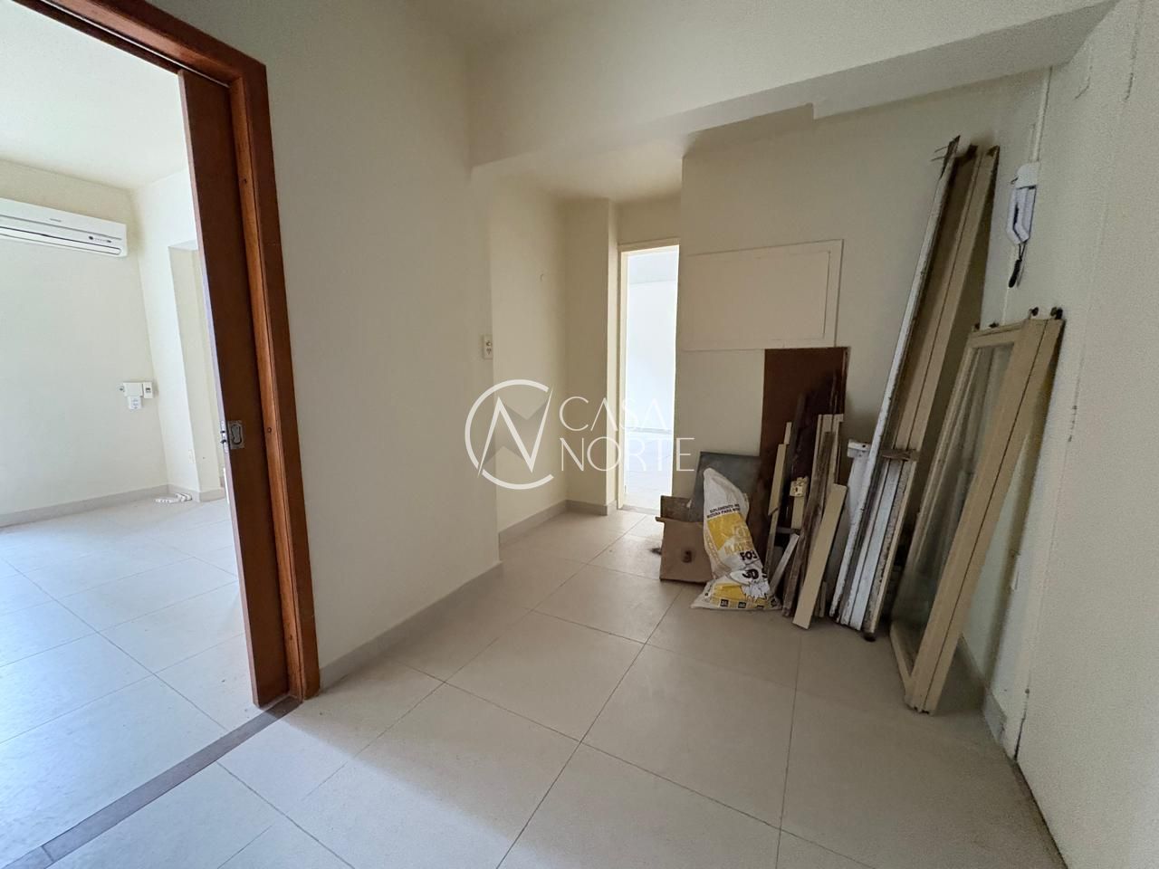 Sala Comercial à venda com 1 quarto, 26m², Rua Jerônimo Coelho no bairro Centro Histórico em Porto Alegre