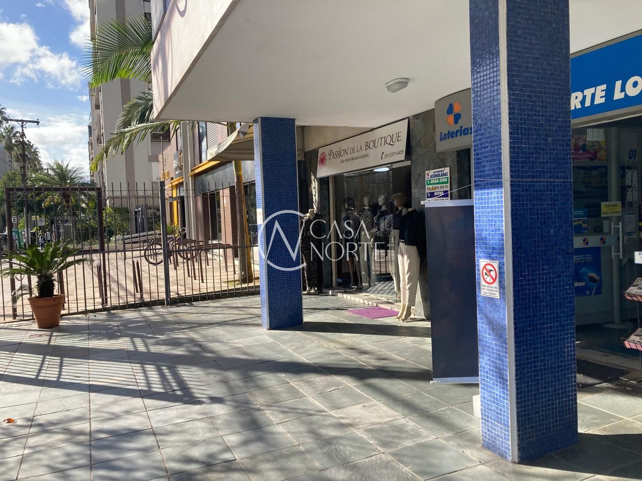 Apartamento à venda com 3 quartos, 96m², 1 vaga, Avenida Getúlio Vargas no bairro Menino Deus em Porto Alegre