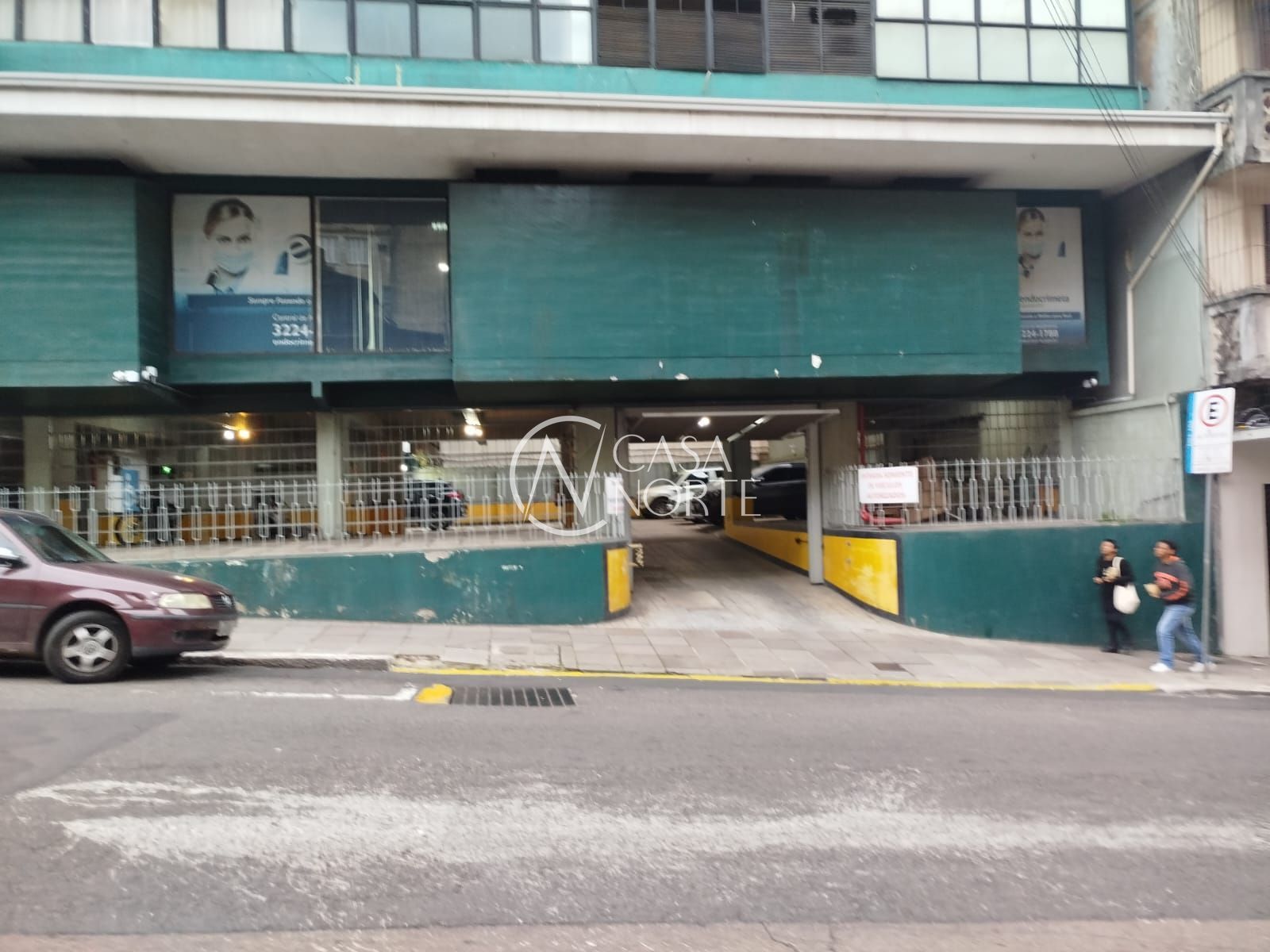 Sala Comercial à venda com 1 quarto, 27m², 1 vaga, Rua Doutor Flores no bairro Centro Histórico em Porto Alegre
