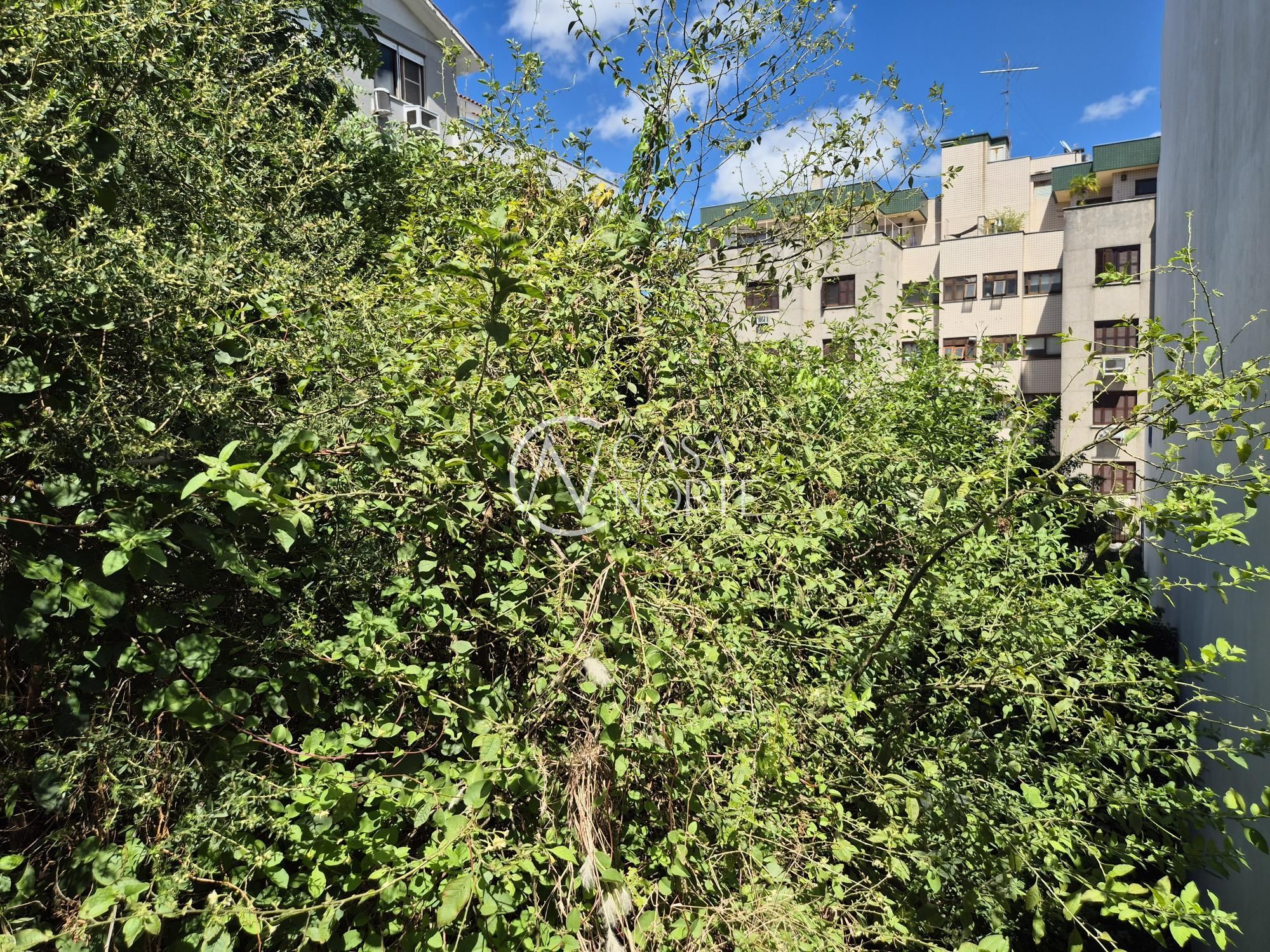 Terreno à venda  com 360m², Rua Dona Adda Mascarenhas de Moraes no bairro Jardim Itu em Porto Alegre