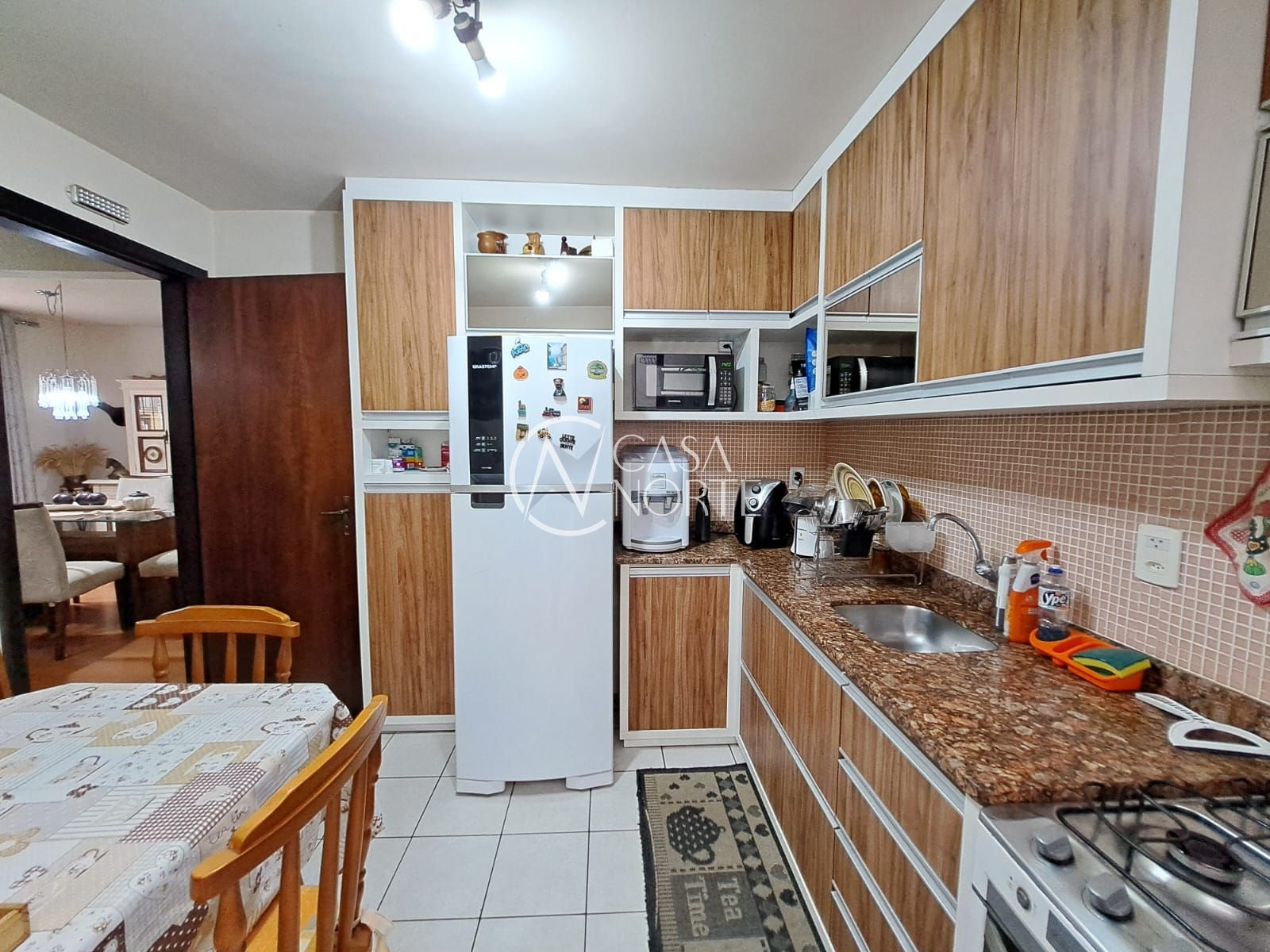 Casa de Condomínio à venda com 3 quartos, 102m², 1 vaga, Rua São Miguel no bairro Coronel Aparício Borges em Porto Alegre