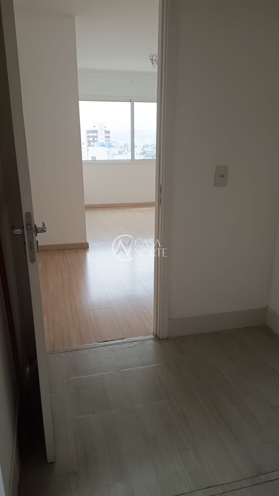 Apartamento à venda com 3 quartos, 65m², 1 suíte, 1 vaga, Avenida Bento Gonçalves no bairro Partenon em Porto Alegre