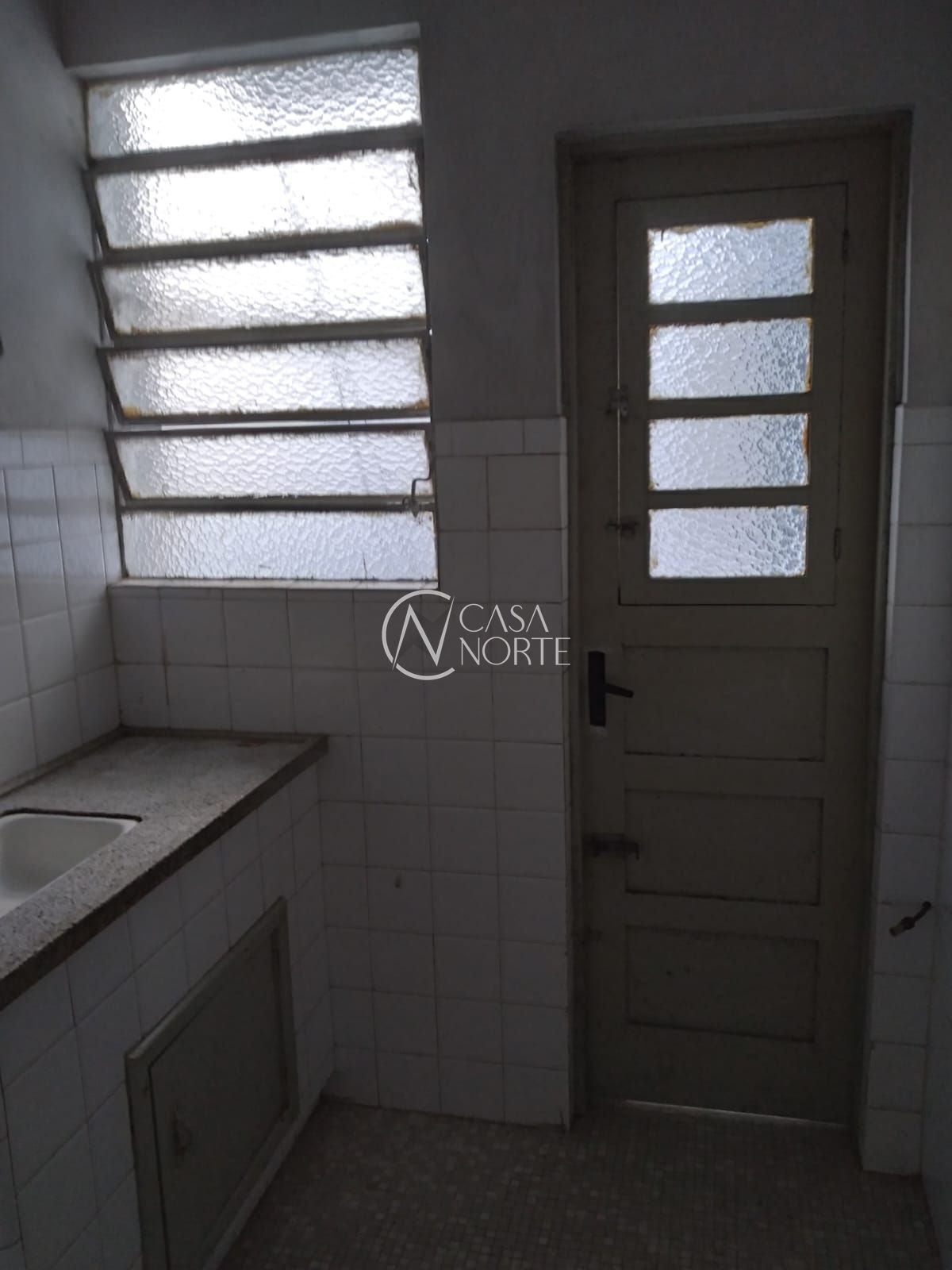 Apartamento à venda com 1 quarto, 30m², Avenida da Azenha no bairro Azenha em Porto Alegre