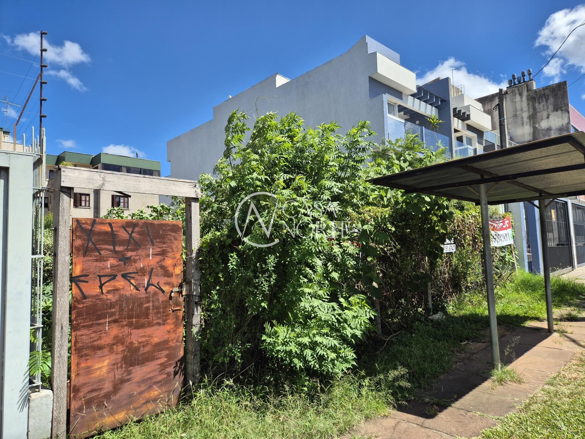 Terreno à venda  com 360m², Rua Dona Adda Mascarenhas de Moraes no bairro Jardim Itu em Porto Alegre