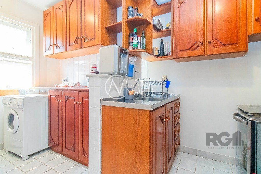 Cobertura à venda com 1 quarto, 71m², 1 suíte, 1 vaga, Rua Mucio Teixeira no bairro Menino Deus em Porto Alegre