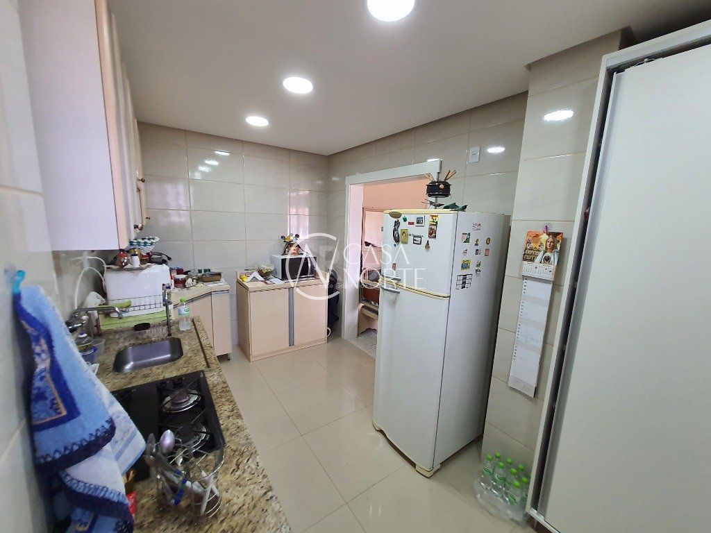 Apartamento à venda com 2 quartos, 62m², 1 suíte, 1 vaga, Avenida Ipiranga no bairro Praia de Belas em Porto Alegre