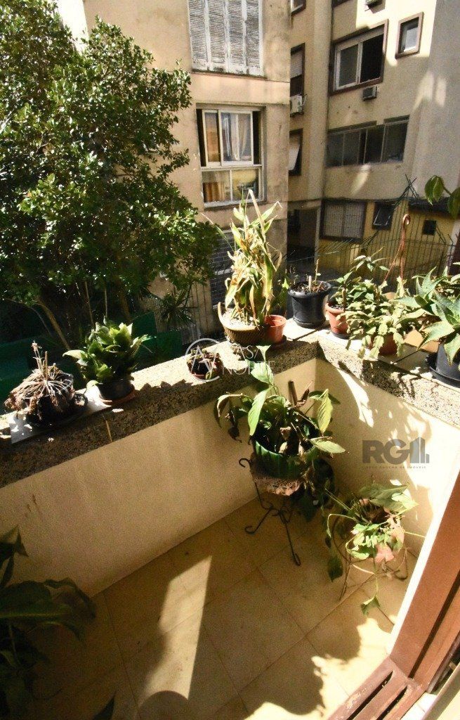 Apartamento à venda com 2 quartos, 52m², Rua Demétrio Ribeiro no bairro Centro Histórico em Porto Alegre