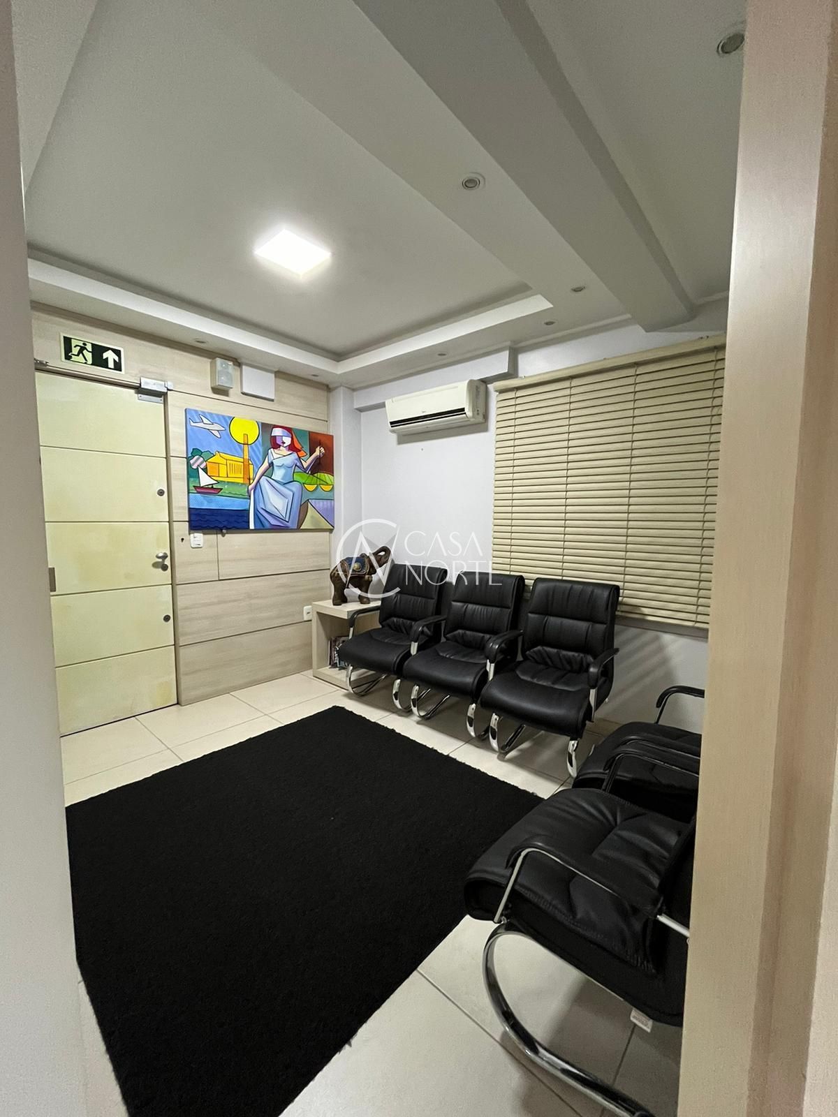 Sala Comercial à venda com 6 quartos, 106m², Rua General Andrade Neves no bairro Centro Histórico em Porto Alegre