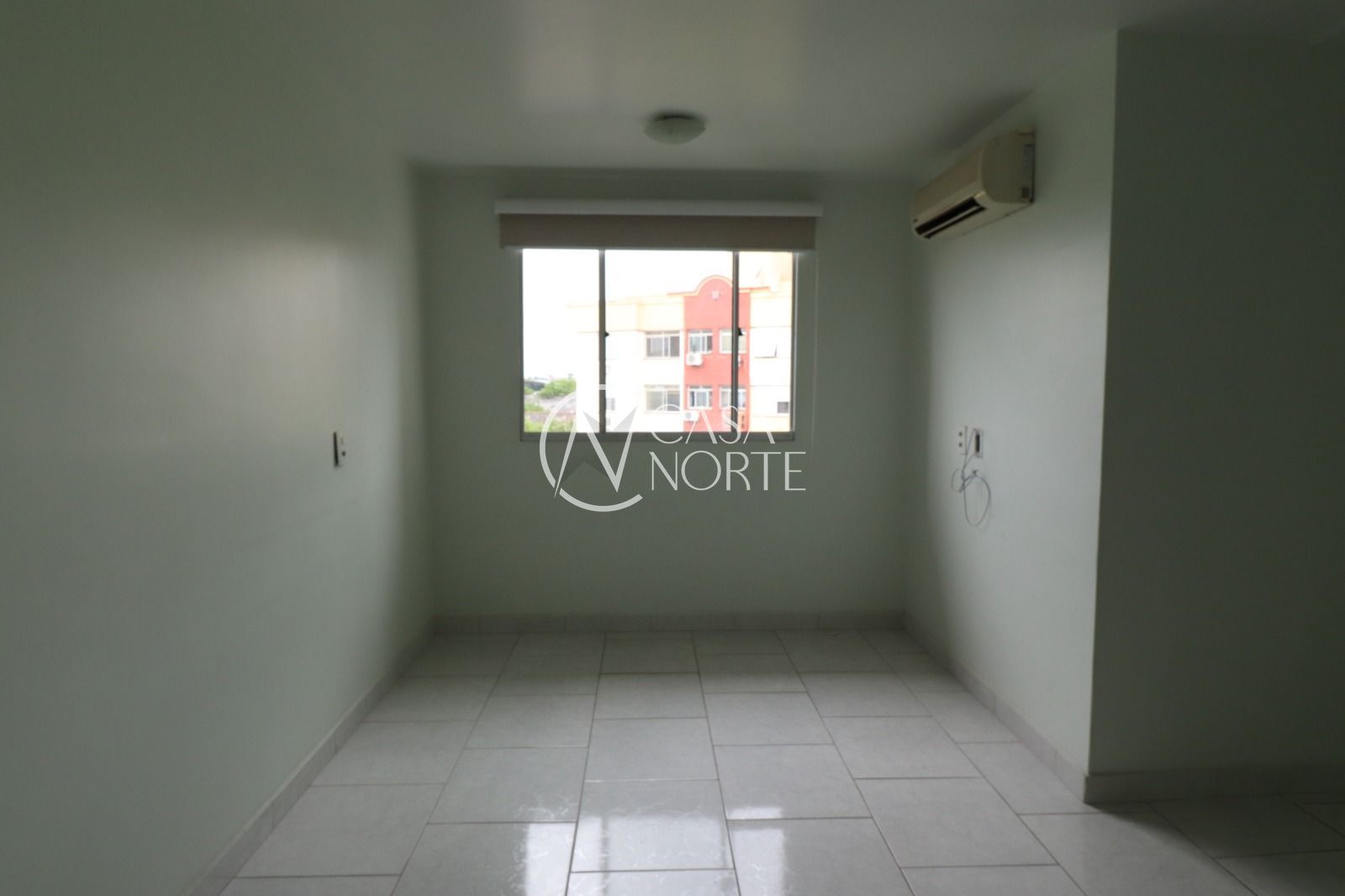 Apartamento à venda com 2 quartos, 47m², 1 vaga, Rua Gabriel Franco da Luz no bairro Sarandi em Porto Alegre