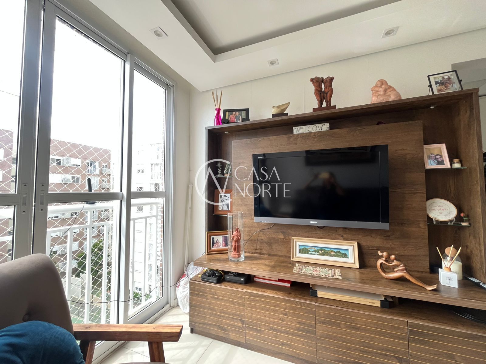 Apartamento à venda com 2 quartos, 60m², 1 suíte, 1 vaga, Estrada João Salomoni no bairro Vila Nova em Porto Alegre