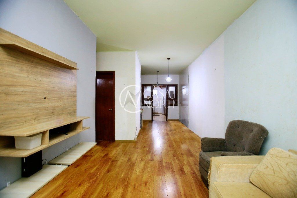 Casa à venda com 2 quartos, 55m², 1 vaga, Avenida Nossa Senhora de Guadalupe no bairro Hípica em Porto Alegre