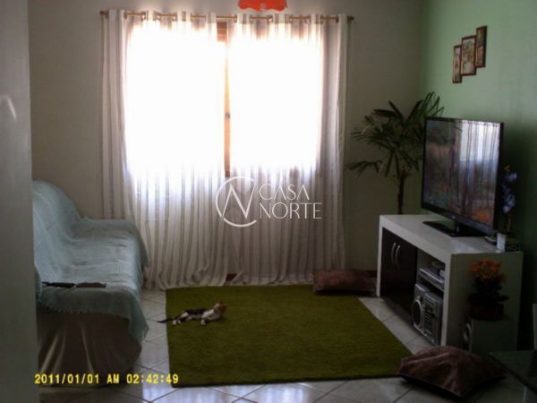 Casa à venda com 3 quartos, 62m², Rua Irmao Mainar Longhi no bairro Hípica em Porto Alegre