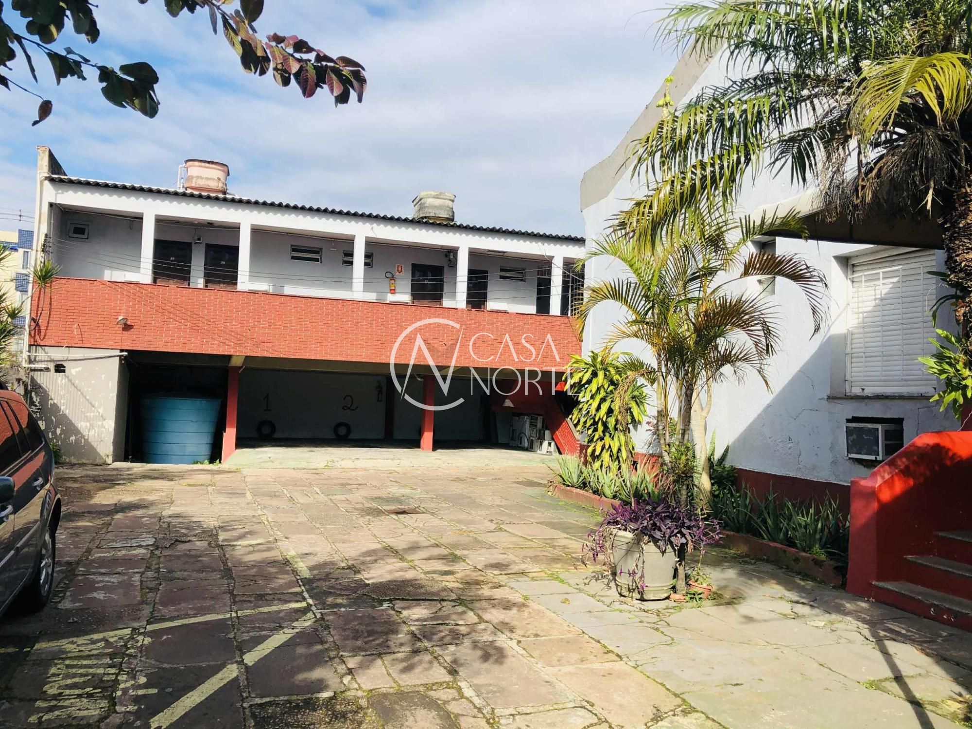 Terreno à venda  com 1500m², Avenida Bento Gonçalves no bairro Santana em Porto Alegre