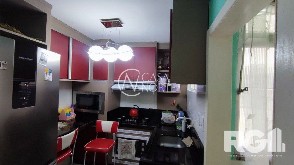 Apartamento à venda com 2 quartos, 47m², 1 vaga, Rua Zeferino Dias no bairro Sarandi em Porto Alegre