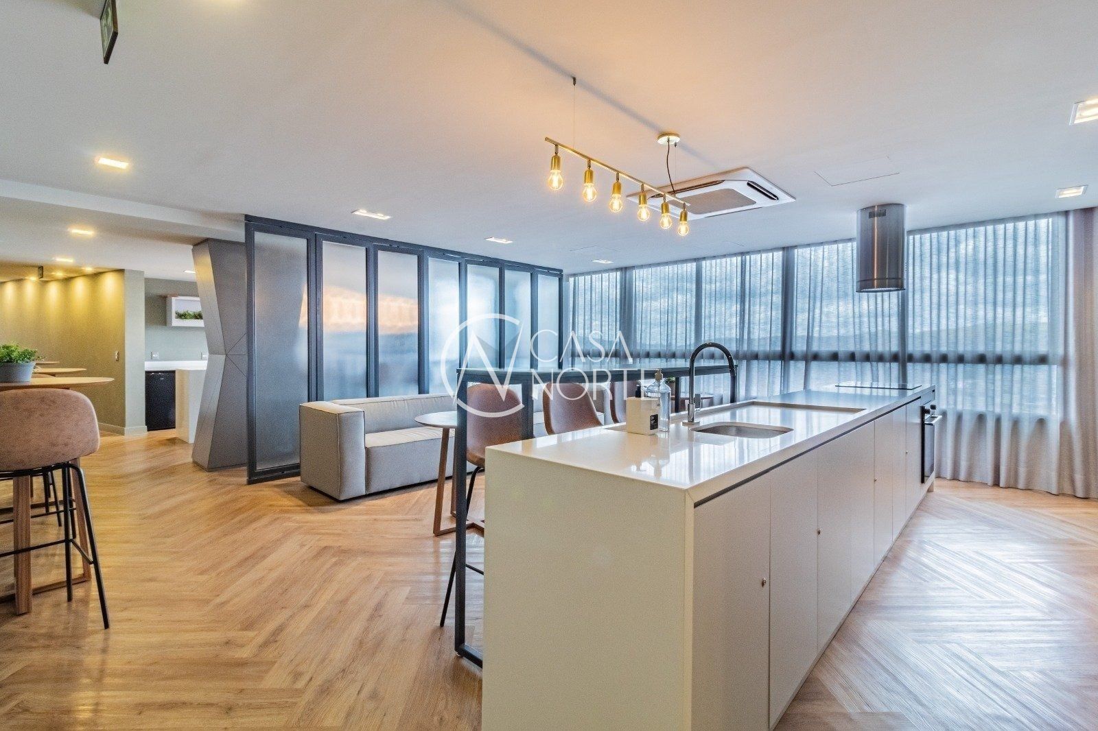 Apartamento à venda com 1 quarto, 26m², 1 suíte, 1 vaga, Avenida João Pessoa no bairro Centro Histórico em Porto Alegre