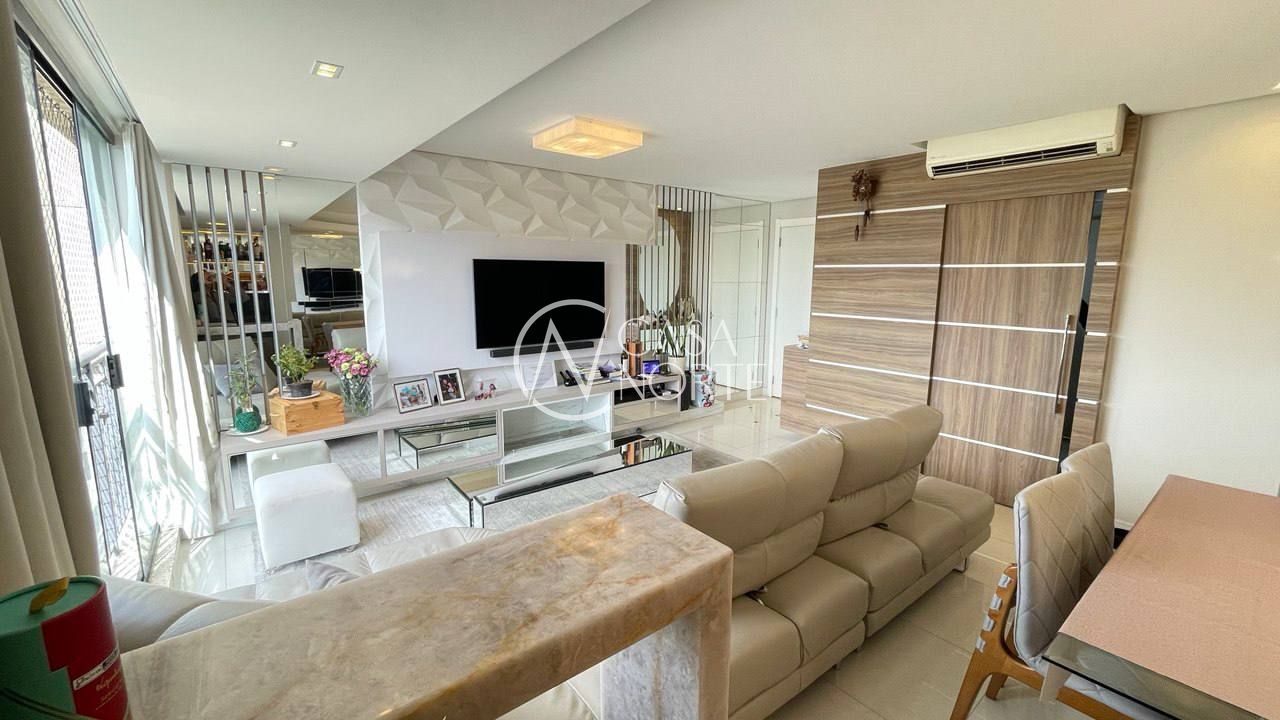 Apartamento à venda com 3 quartos, 94m², 1 suíte, 2 vagas, Avenida Túlio de Rose no bairro Jardim Europa em Porto Alegre