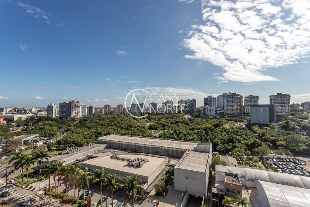 Cobertura à venda com 3 quartos, 240m², 1 suíte, 2 vagas, General Barreto Viana no bairro Chácara das Pedras em Porto Alegre