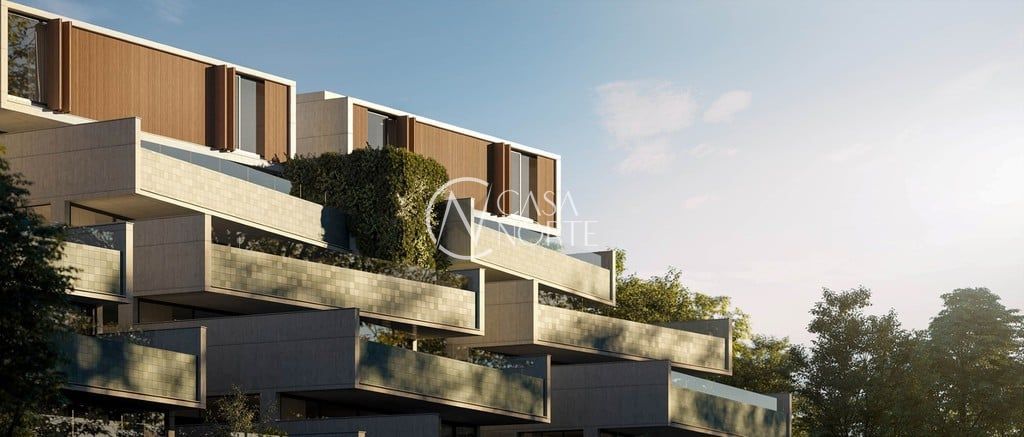 Apartamento Garden à venda com 3 quartos, 237m², 3 suítes, 3 vagas, Carlos Huber no bairro Três Figueiras em Porto Alegre