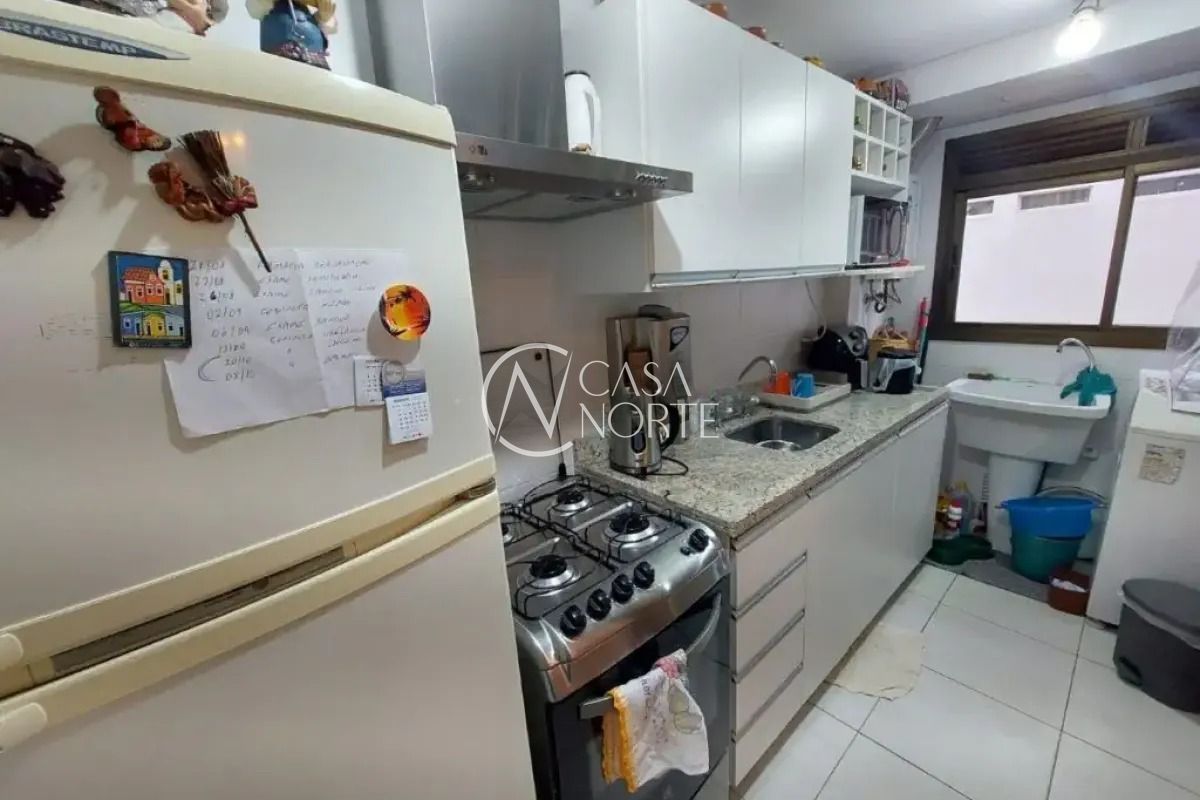 Apartamento à venda com 2 quartos, 62m², 1 suíte, 1 vaga, Rua Santana no bairro Santana em Porto Alegre