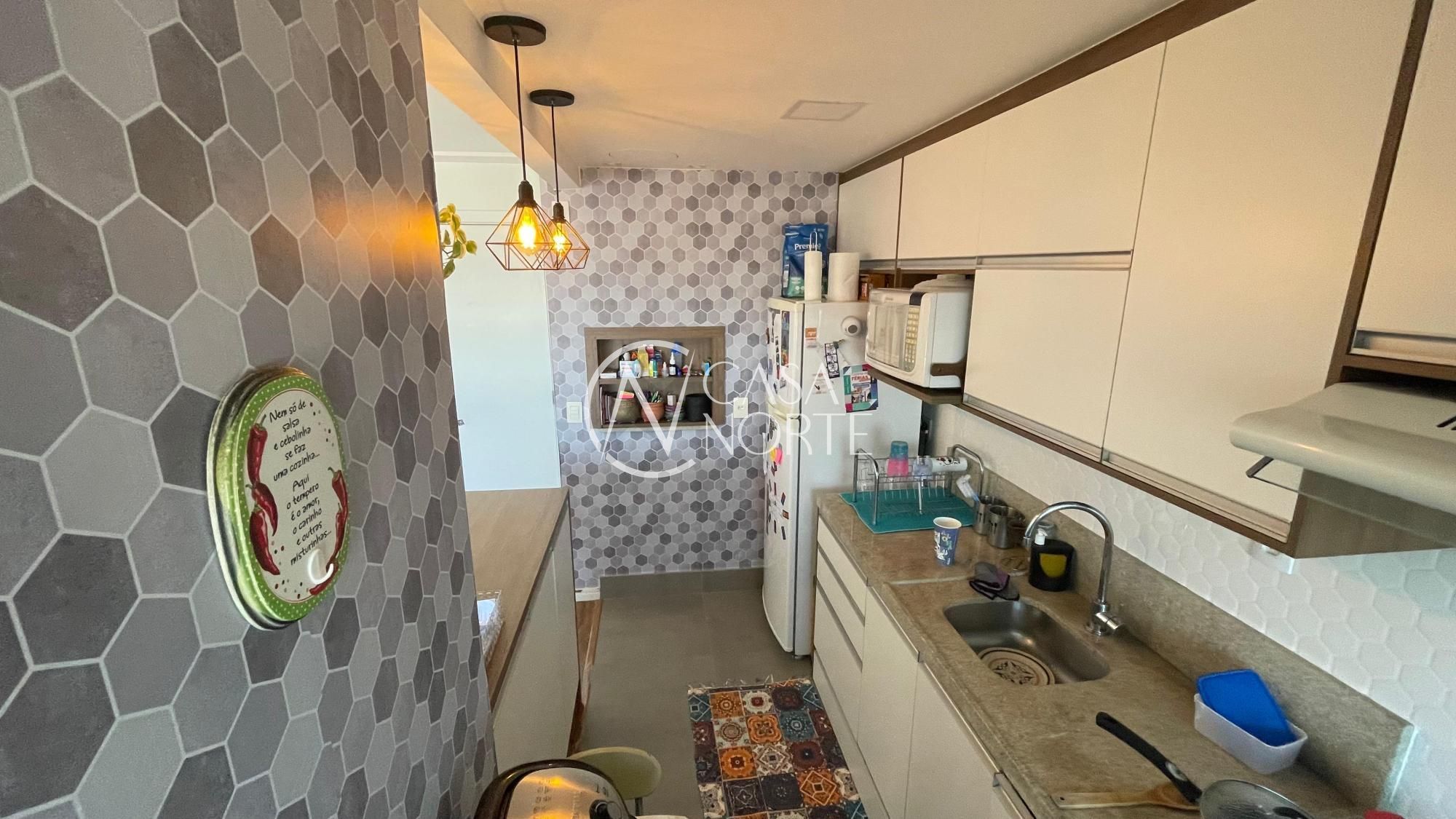 Apartamento à venda com 3 quartos, 76m², 1 suíte, 1 vaga, Rua Doutor João Inácio no bairro São João em Porto Alegre