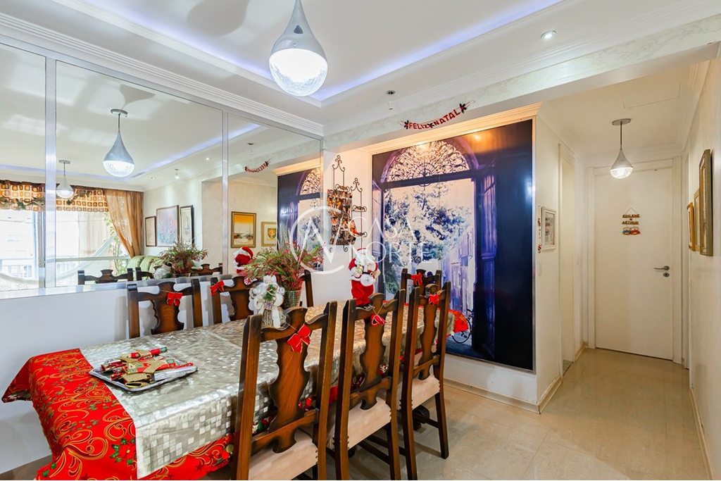 Apartamento à venda com 3 quartos, 84m², 1 suíte, 1 vaga, Avenida Andaraí no bairro Passo da Areia em Porto Alegre